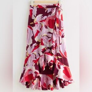 Stylish wrap skirt. Never worn. Tags on